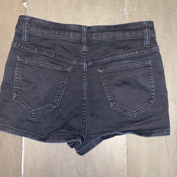 Cello Jeans Small Black Front Button Flap Stretch Denim Jean Shorts - Picture 5 of 14